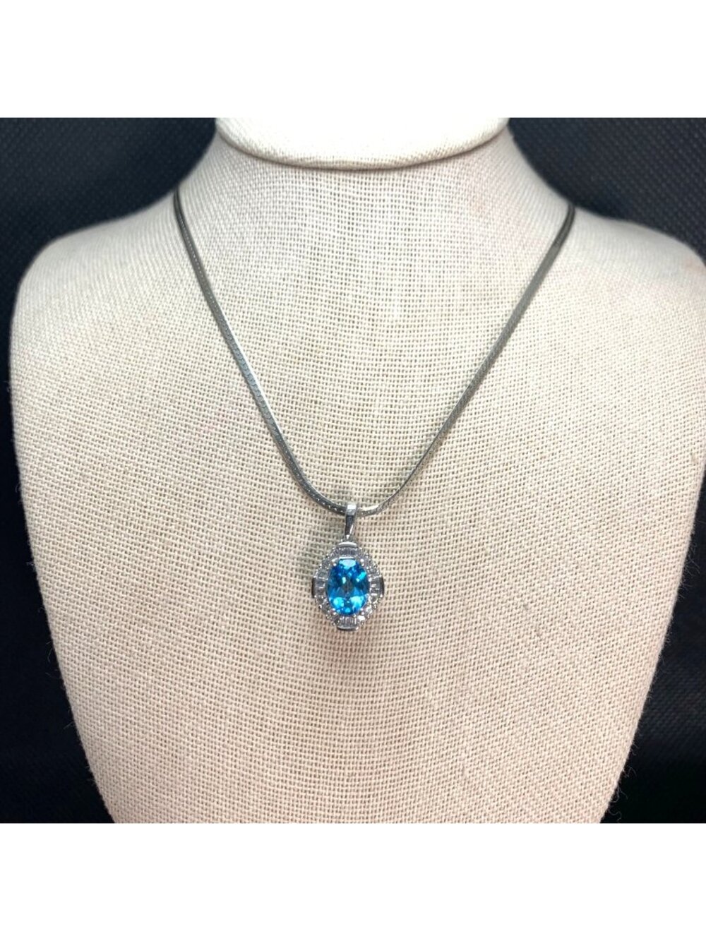 Blue & White Cubic Zirconia Pendant Necklace Sterling Silver 925 Size 16" Chain